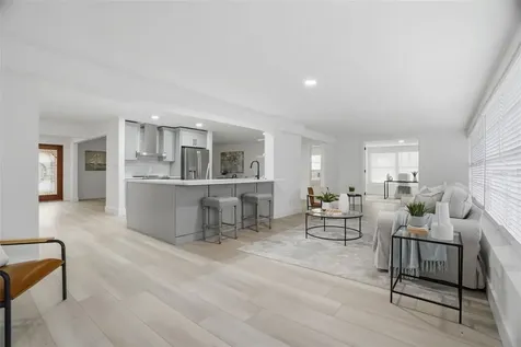 1200 80th St S St Petersburg FL 33707