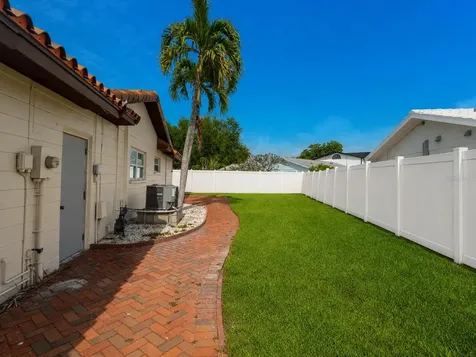 1200 80th St S St Petersburg FL 33707