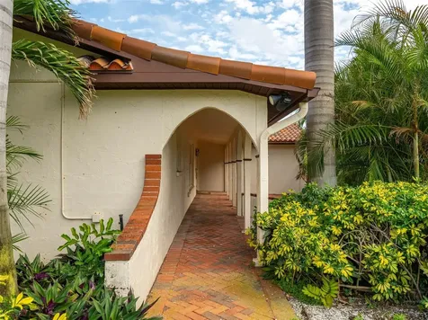 1200 80th St S St Petersburg FL 33707