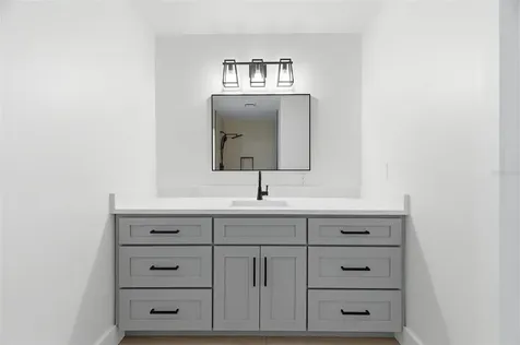 1200 80th St S St Petersburg FL 33707