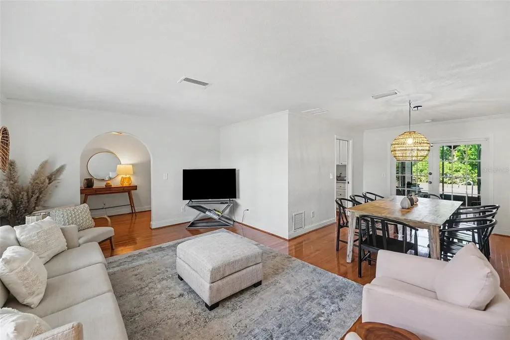 10392 136th Street Largo FL 33774