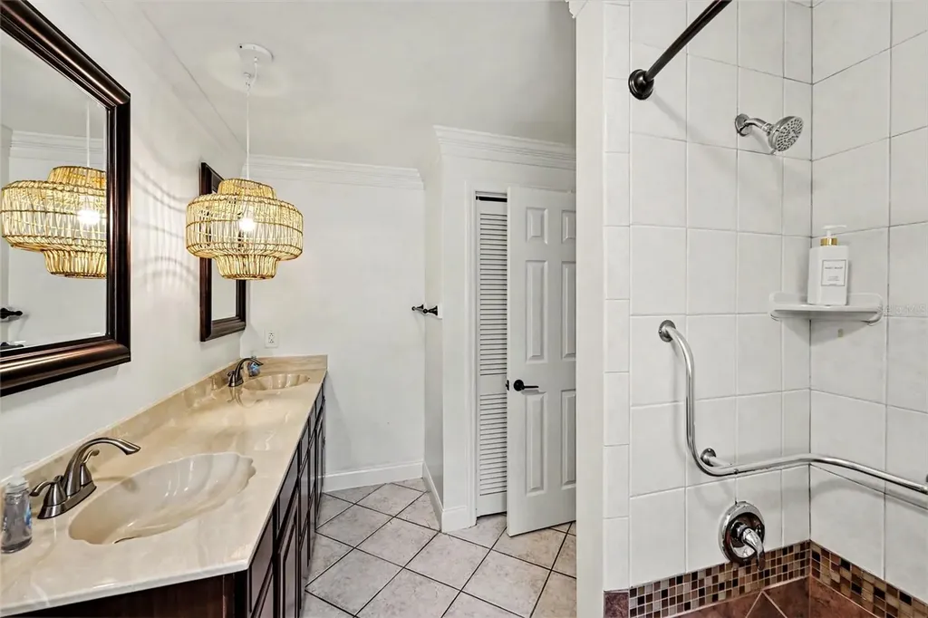 10392 136th Street Largo FL 33774