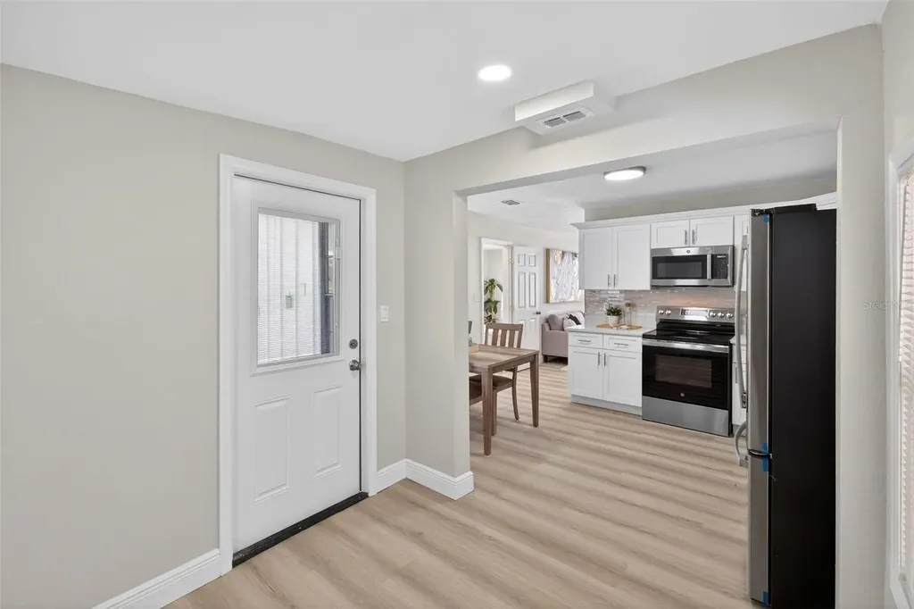 1103 Overdale Street Orlando FL 32825