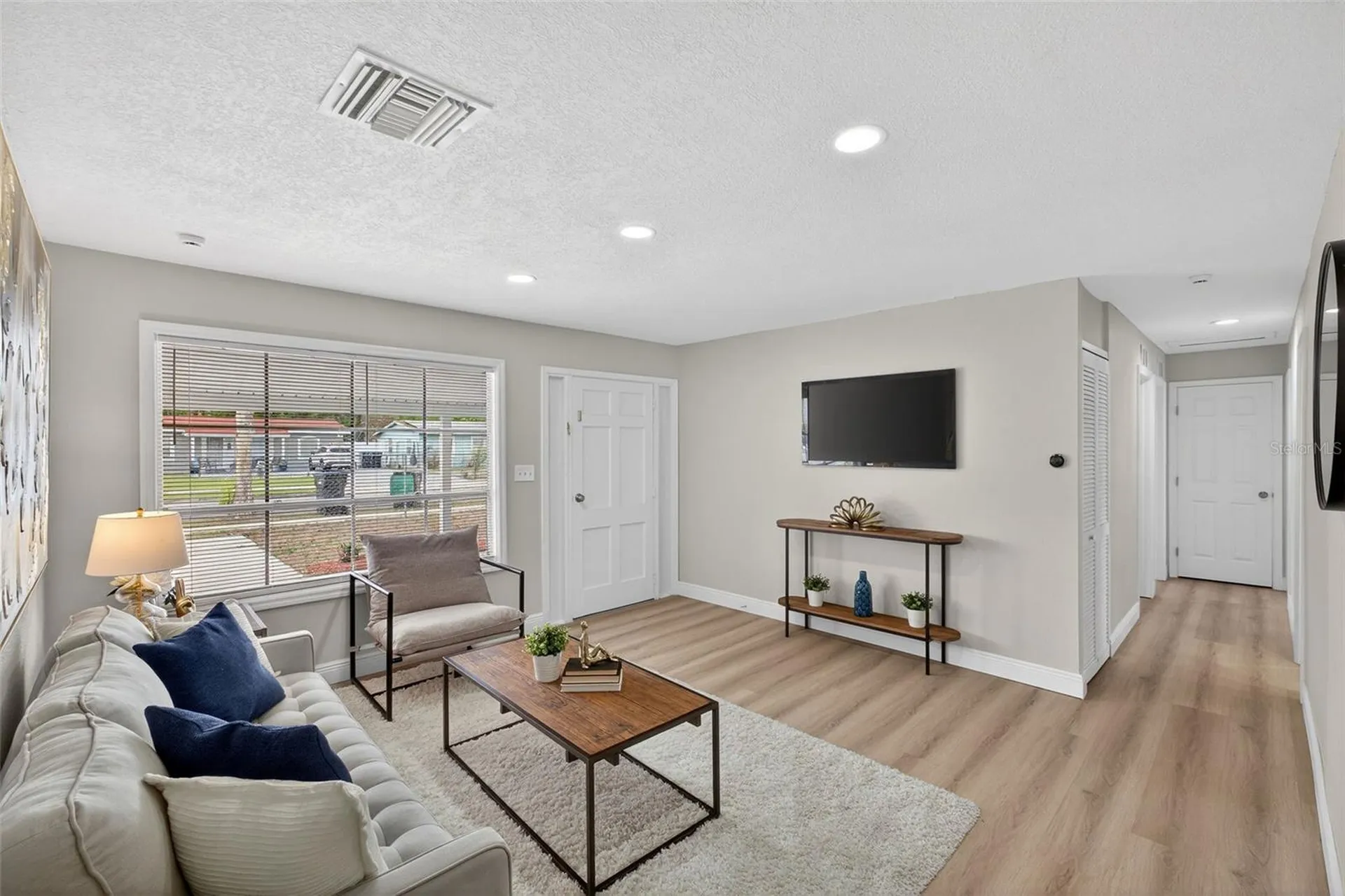 1103 Overdale Street Orlando FL 32825