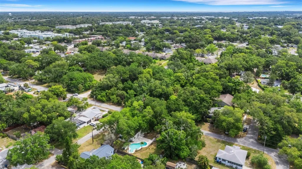 530 16th Street NW Largo FL 33770