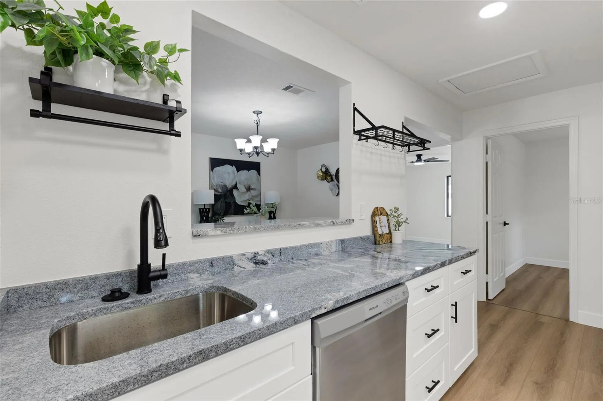 530 16th Street NW Largo FL 33770