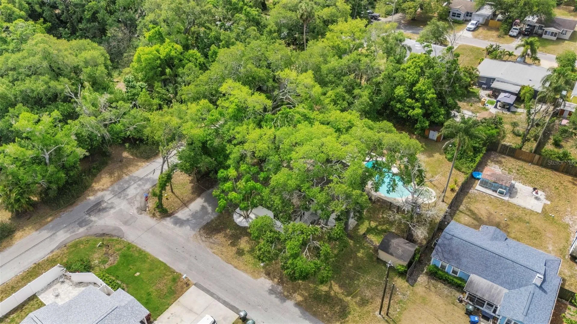 530 16th Street NW Largo FL 33770