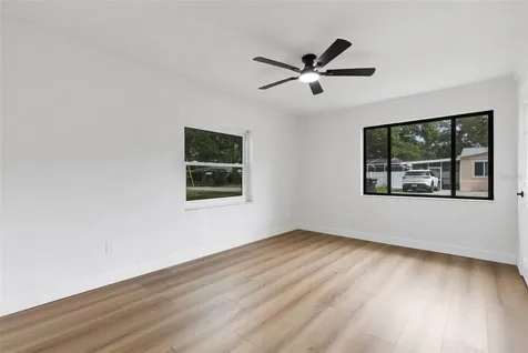 530 16th Street NW Largo FL 33770