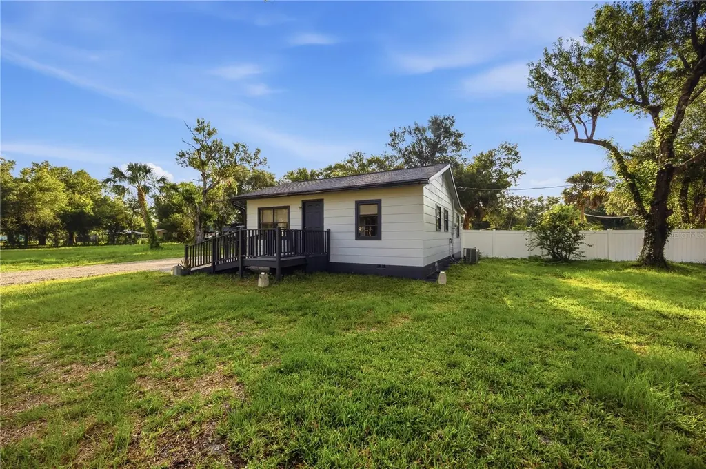 10162 SW Lettuce Lake Avenue Arcadia FL 34269