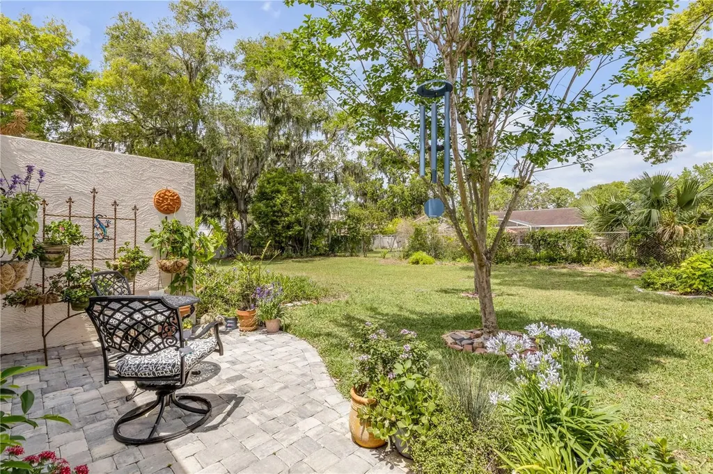 2237 Hawks Cove Circle New Smyrna Beach FL 32168