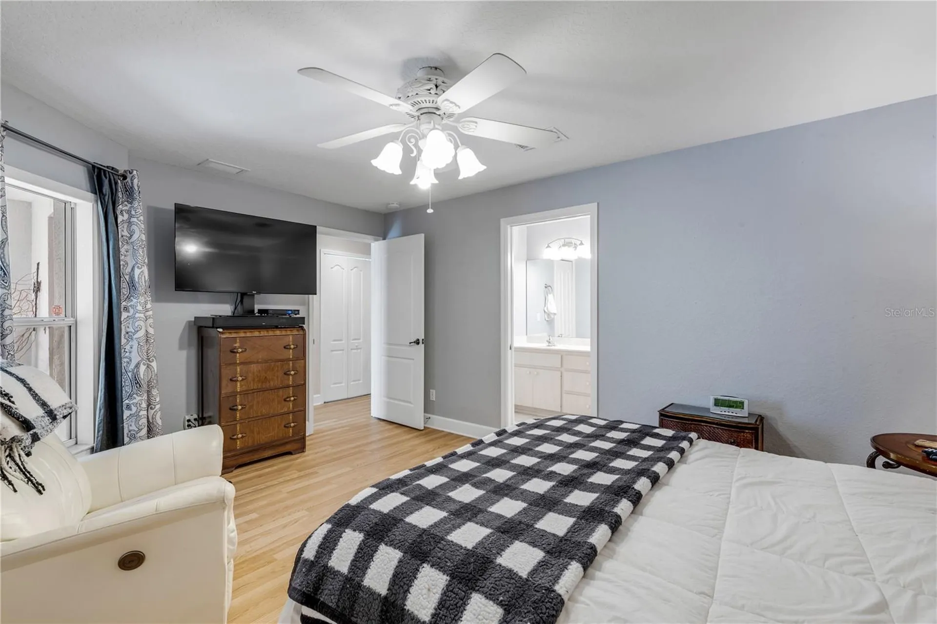 2237 Hawks Cove Circle New Smyrna Beach FL 32168
