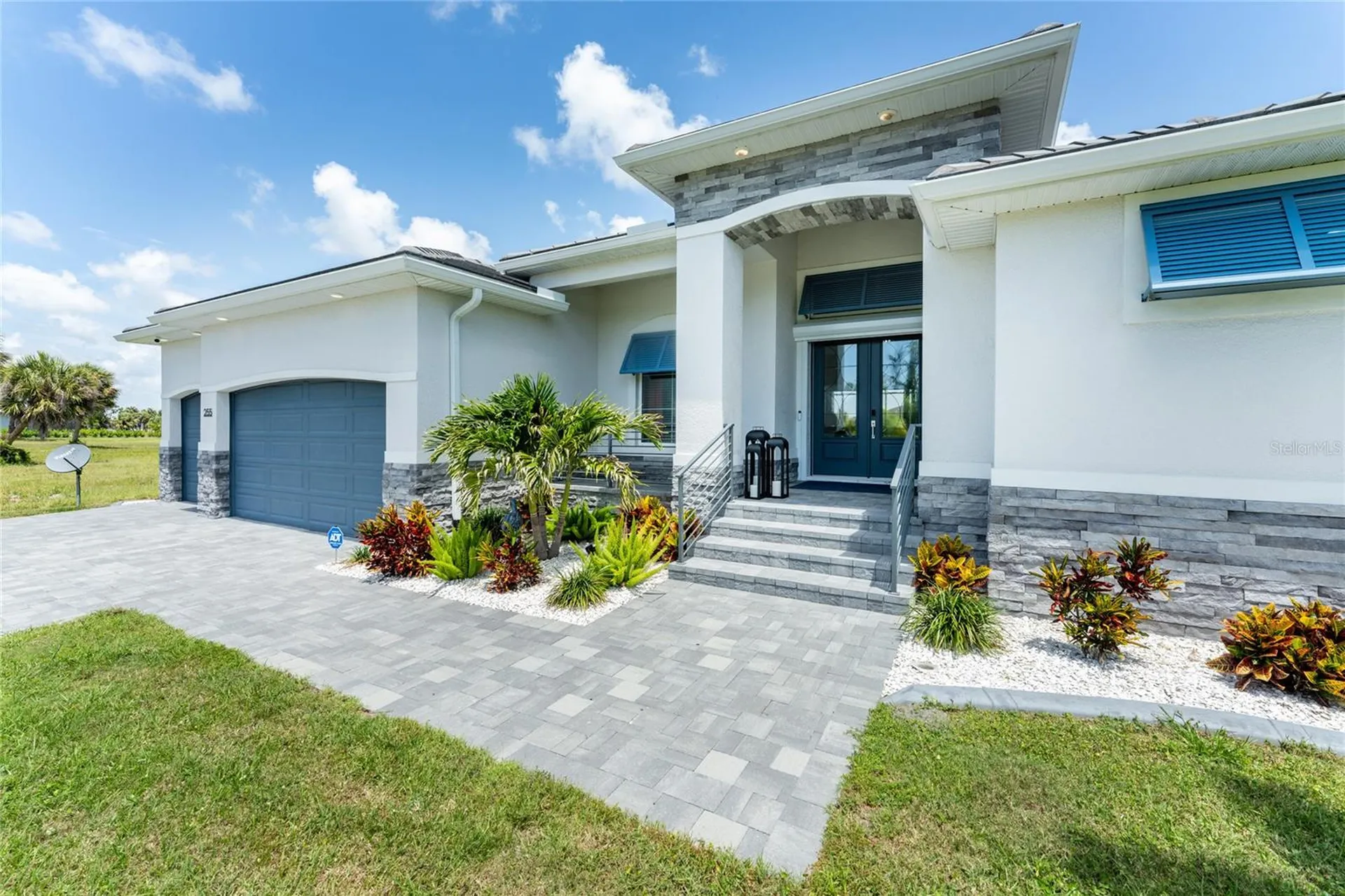 255 Rotonda Boulevard S Rotonda West FL 33947