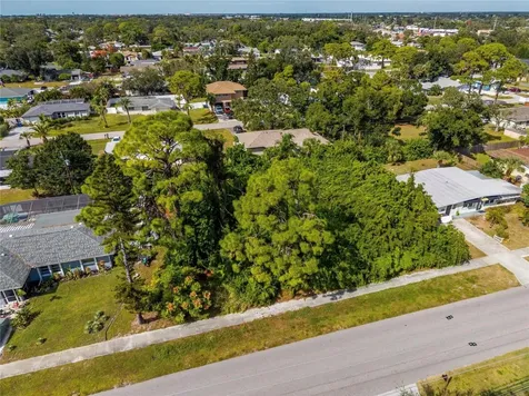 31 W Seminole Drive Venice FL 34293
