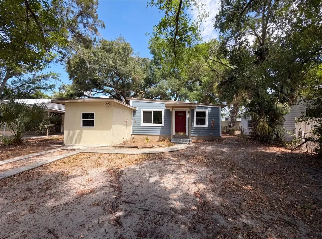4010 E Paris Street Tampa FL 33610