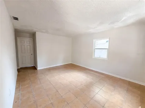4010 E Paris Street Tampa FL 33610