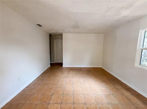 4010 E Paris Street Tampa FL 33610
