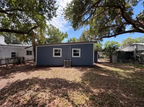 4010 E Paris Street Tampa FL 33610