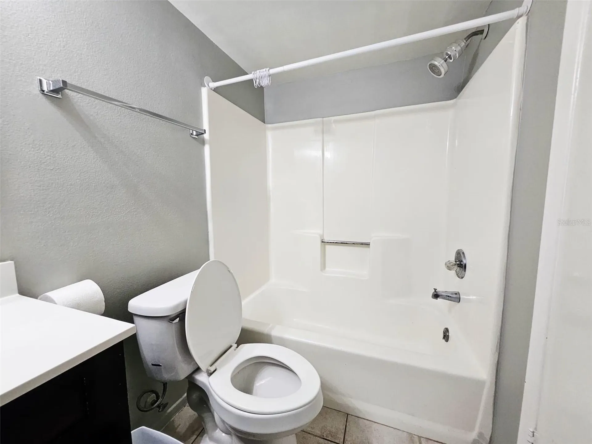 14468 Reuter Strasse Circle Tampa FL 33613