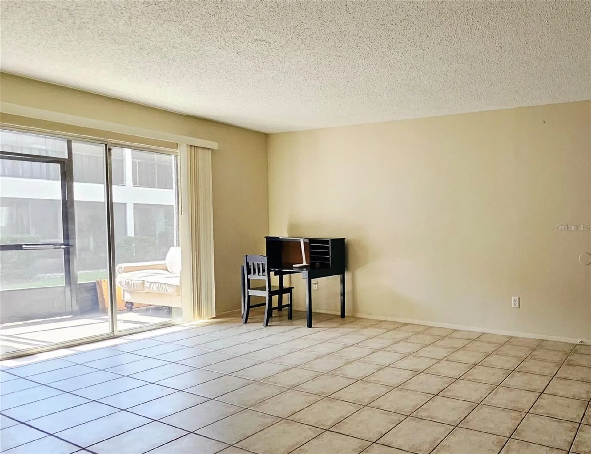 14468 Reuter Strasse Circle Tampa FL 33613