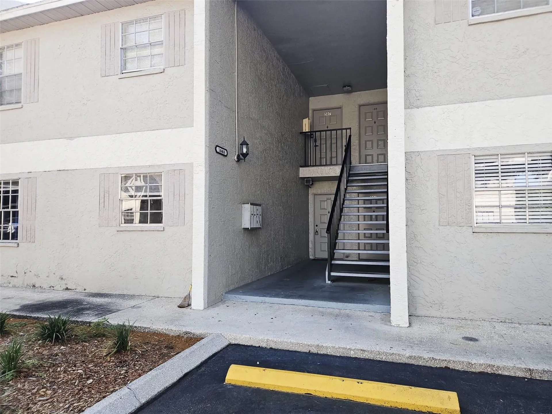 14468 Reuter Strasse Circle Tampa FL 33613