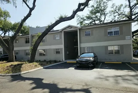 14468 Reuter Strasse Circle Tampa FL 33613