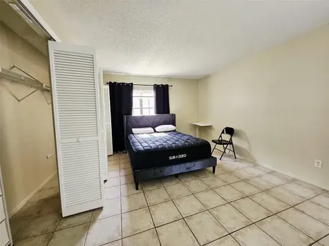 14468 Reuter Strasse Circle Tampa FL 33613