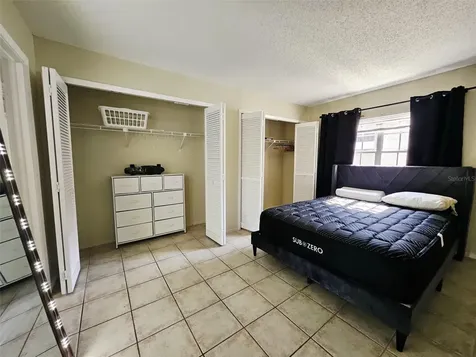 14468 Reuter Strasse Circle Tampa FL 33613