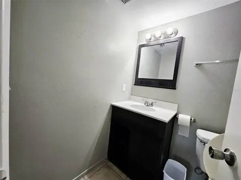 14468 Reuter Strasse Circle Tampa FL 33613