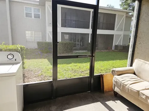 14468 Reuter Strasse Circle Tampa FL 33613