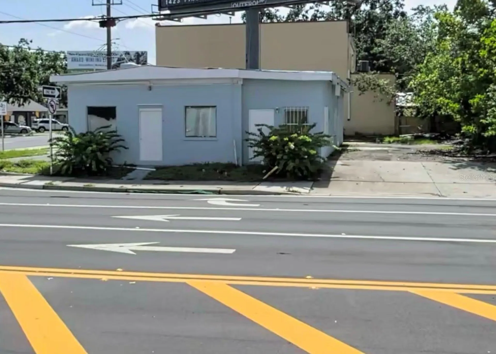 904 7th Avenue E Bradenton FL 34208
