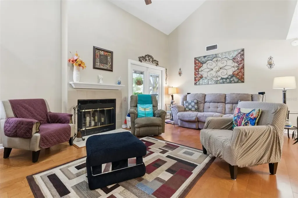 3227 Valley Oaks Drive Tampa FL 33618