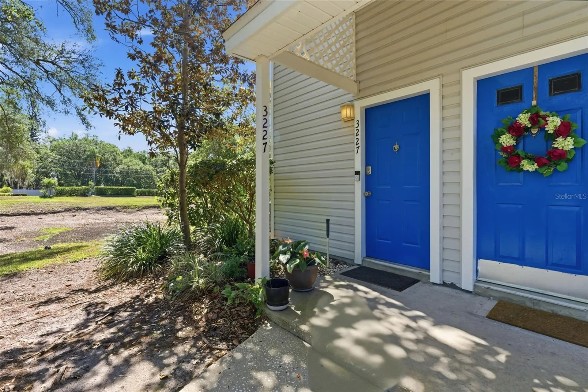 3227 Valley Oaks Drive Tampa FL 33618