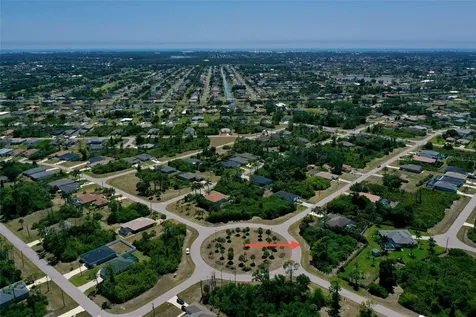 125 Australian Drive Rotonda West FL 33947