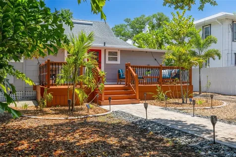 812 6th Street N St Petersburg FL 33701