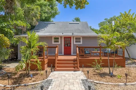 812 6th Street N St Petersburg FL 33701