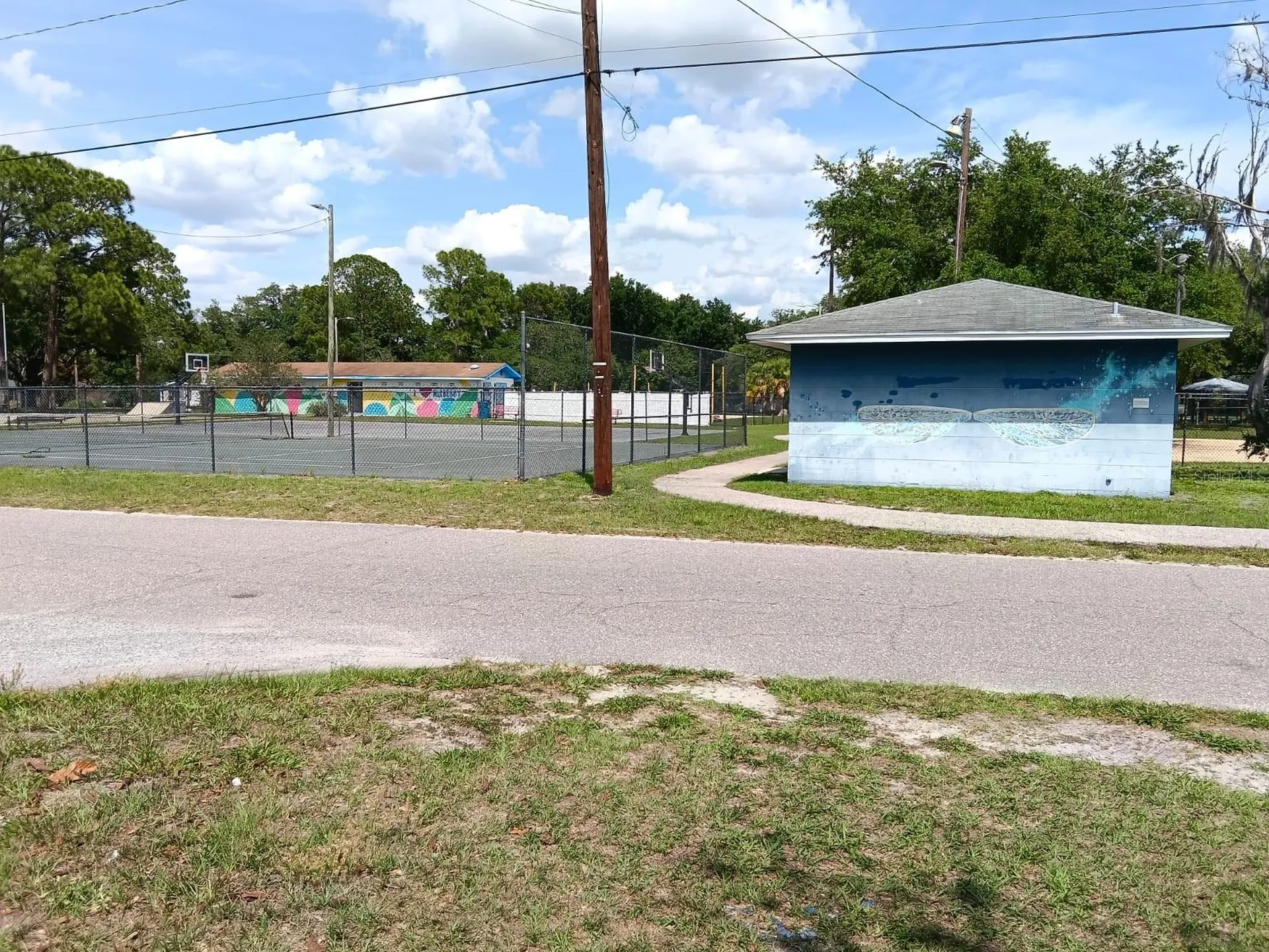 1011 NE 2nd Street Mulberry FL 33860
