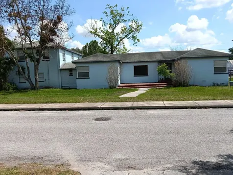 1011 NE 2nd Street Mulberry FL 33860