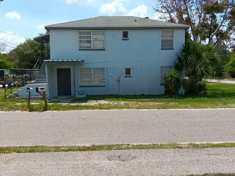 1011 NE 2nd Street Mulberry FL 33860