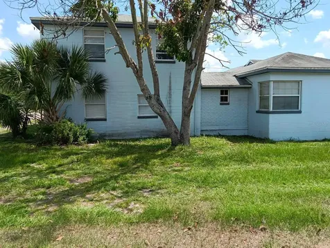 1011 NE 2nd Street Mulberry FL 33860