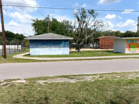 1011 NE 2nd Street Mulberry FL 33860