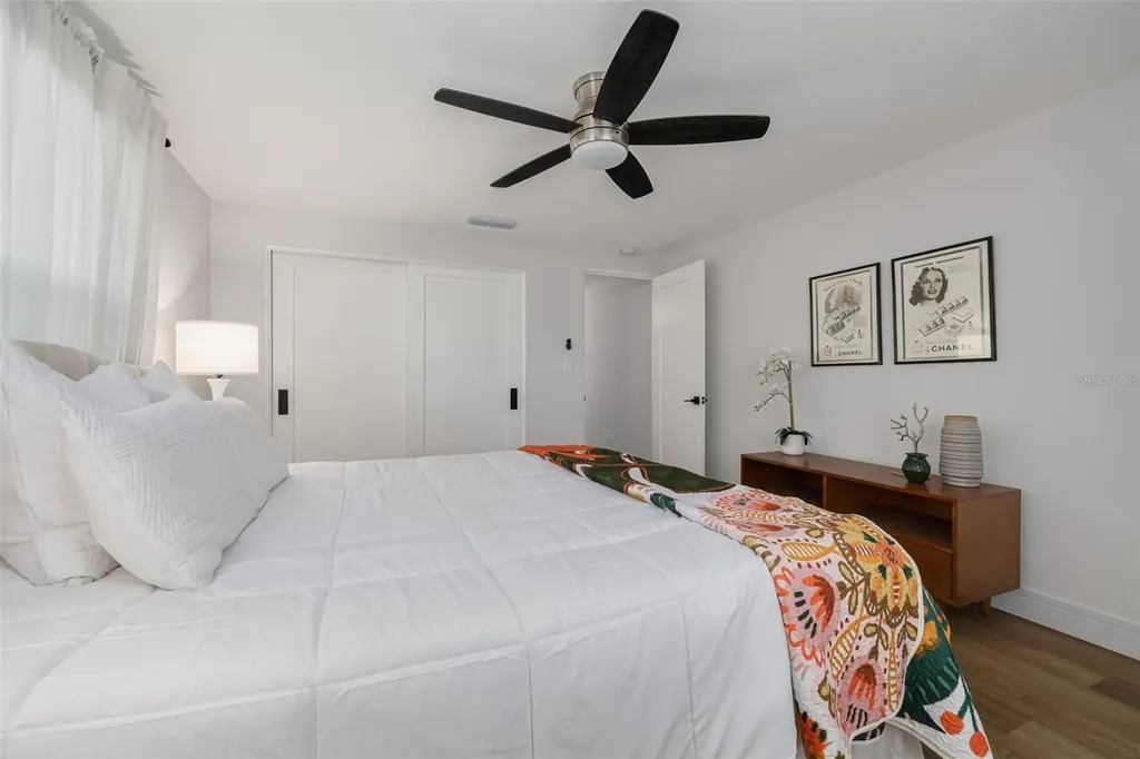 3850 52nd Avenue N St Petersburg FL 33714
