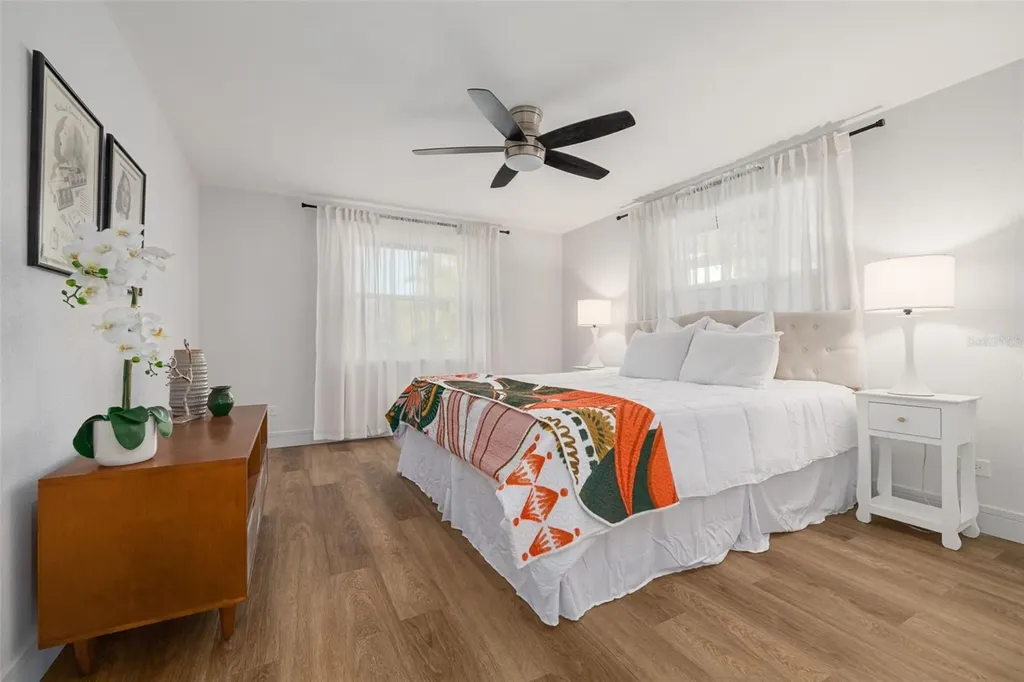 3850 52nd Avenue N St Petersburg FL 33714