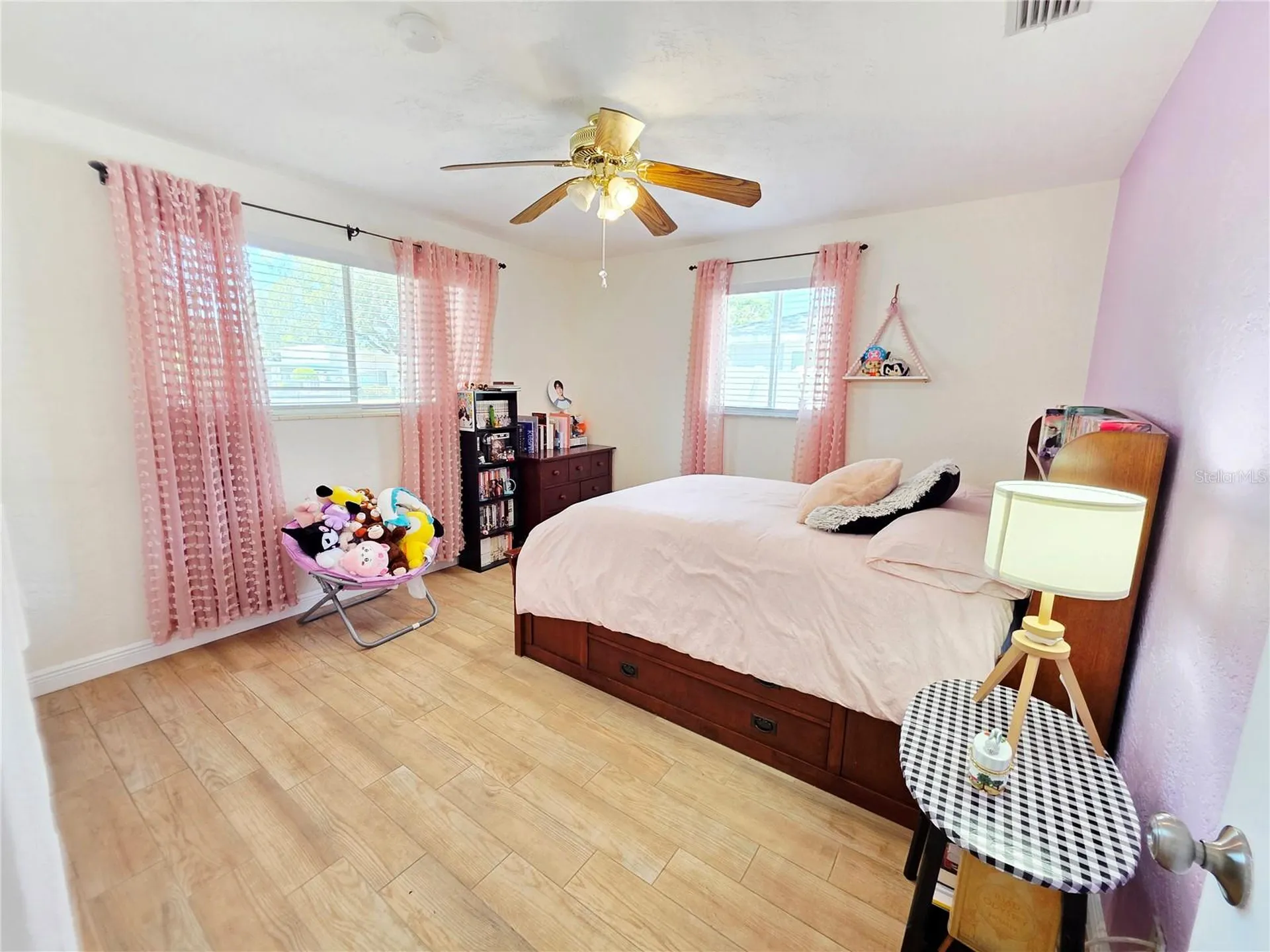 7211 12th Avenue N St Petersburg FL 33710
