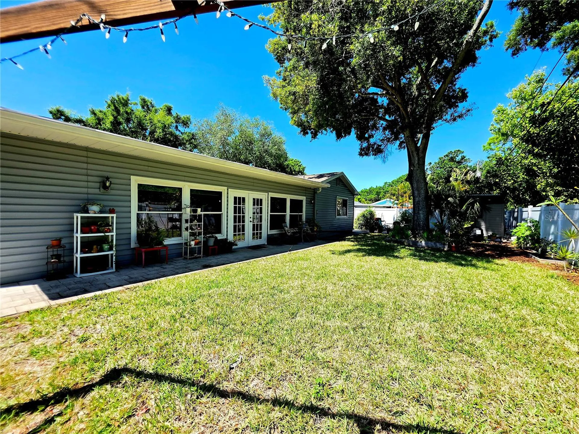 7211 12th Avenue N St Petersburg FL 33710