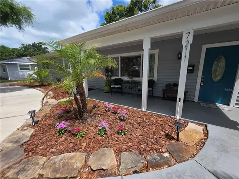 7211 12th Avenue N St Petersburg FL 33710