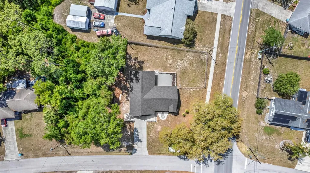 3204 Saint James Avenue Deltona FL 32738