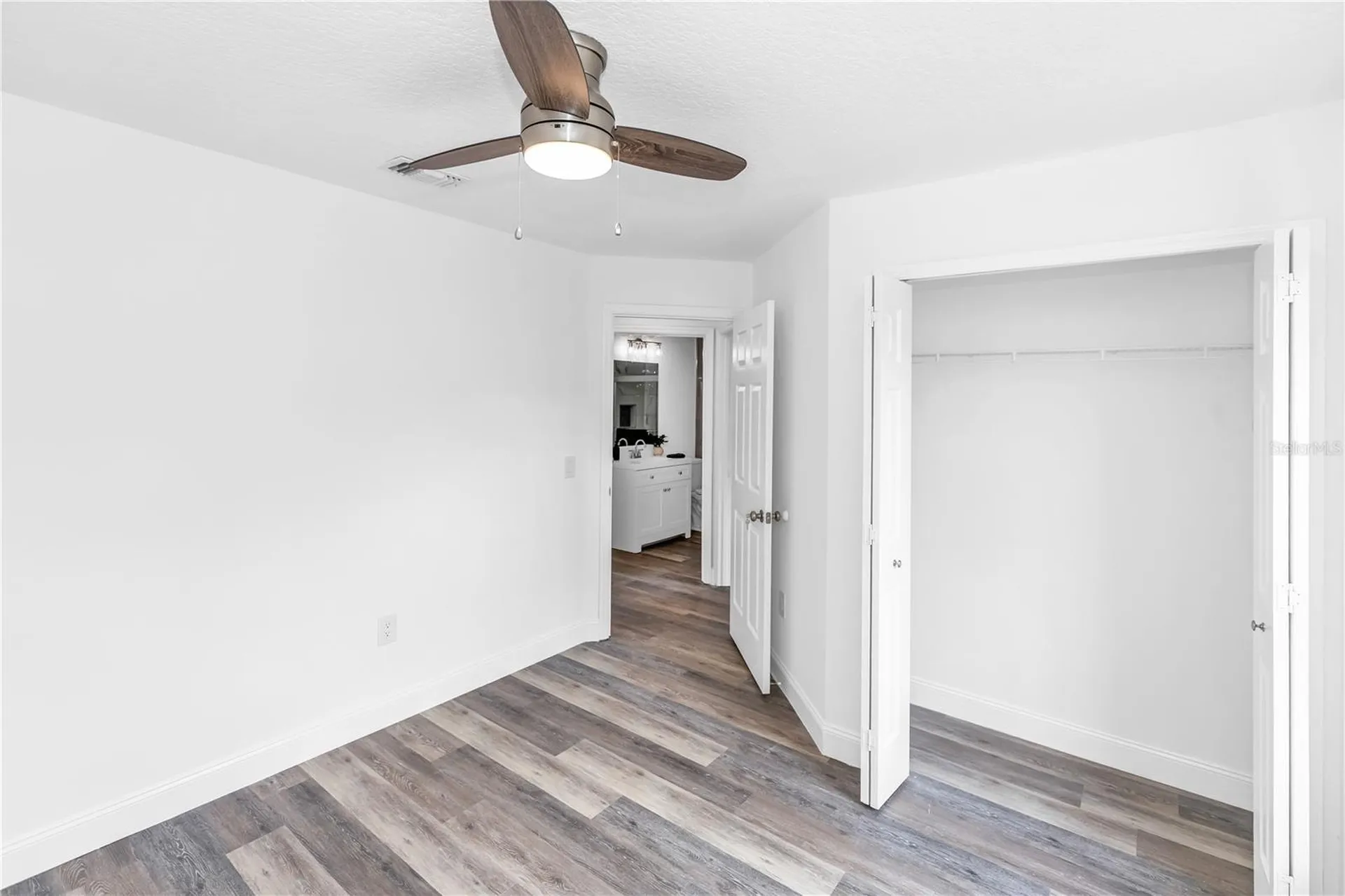 3204 Saint James Avenue Deltona FL 32738