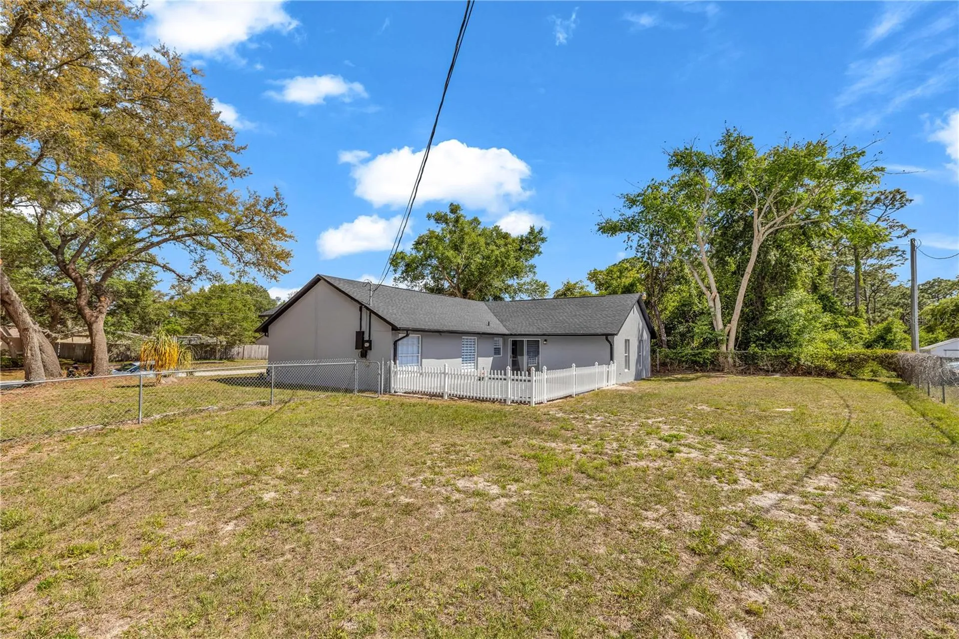 3204 Saint James Avenue Deltona FL 32738
