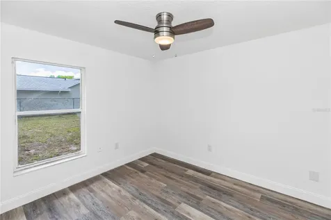 3204 Saint James Avenue Deltona FL 32738
