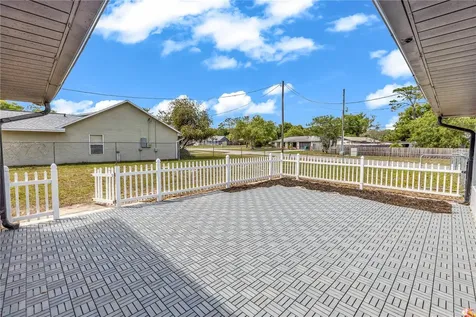 3204 Saint James Avenue Deltona FL 32738